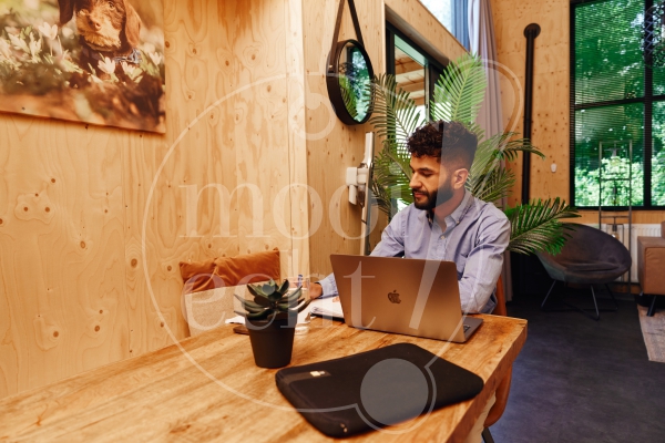 Man thuiswerken vakantiepark 4