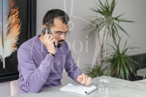 Man aan het bellen 3