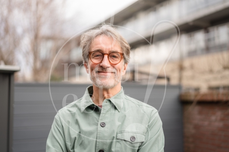 Portret man buiten 2